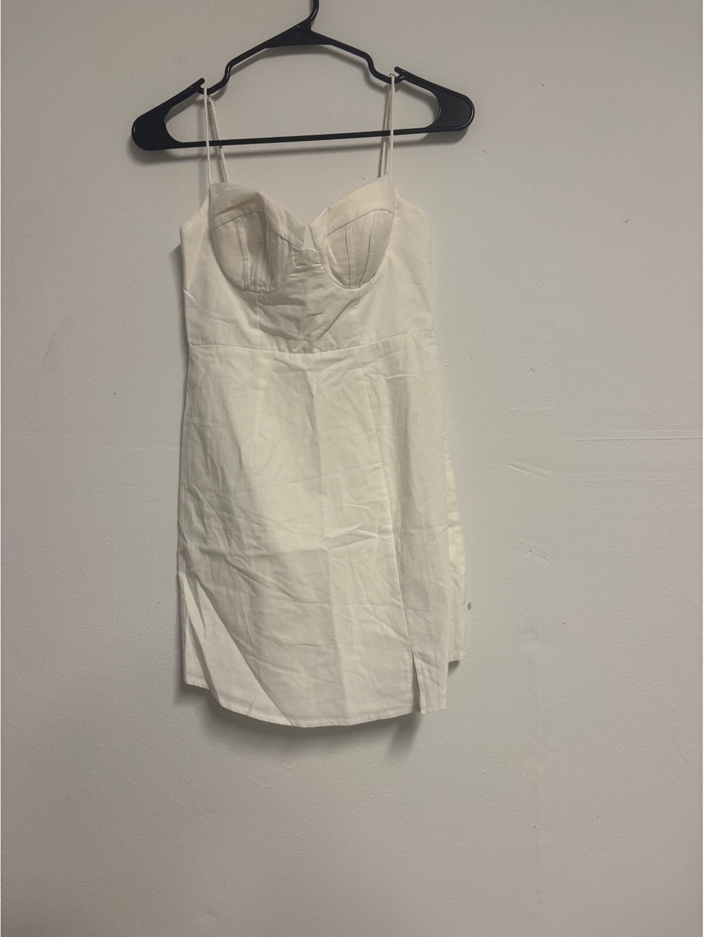 Selfie Leslie new with tags body on white mini dress